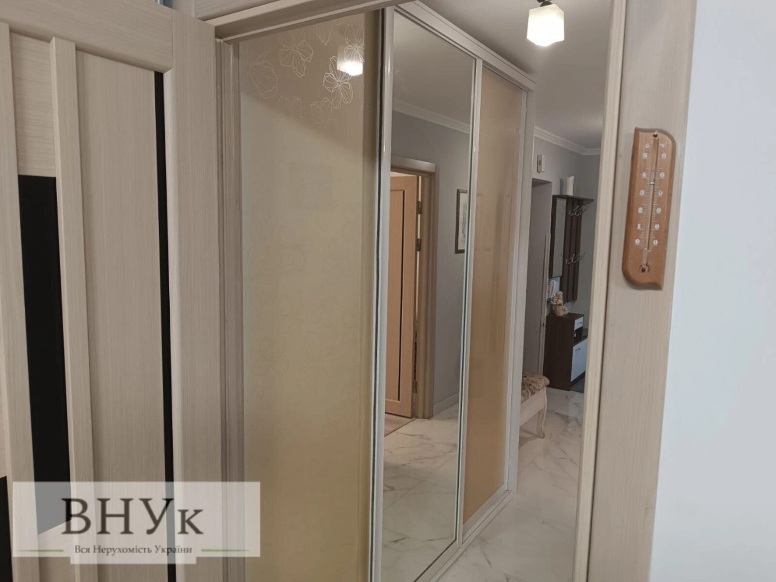 Продаж квартири 2 кімнати, 80 m², 10 пов./11 поверхів. Корольова С. вул., Тернопіль. 