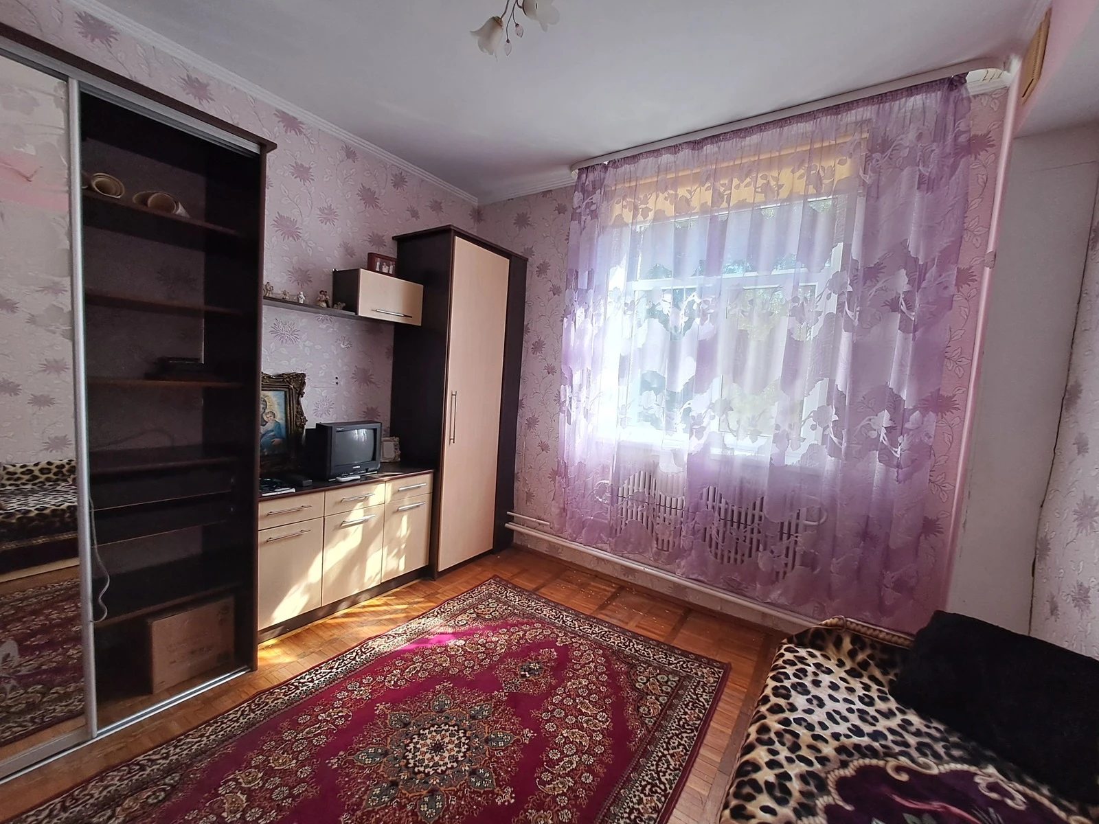 Продаж квартири 4 кімнати, 105 m², 1 пов./6 поверхів. Довженка О. вул., Тернопіль. 