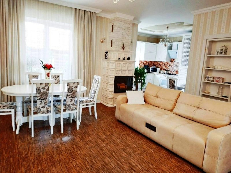Продаж будинку. 4 rooms, 140 m², 2 floors. Тарасовская, Боярка. 