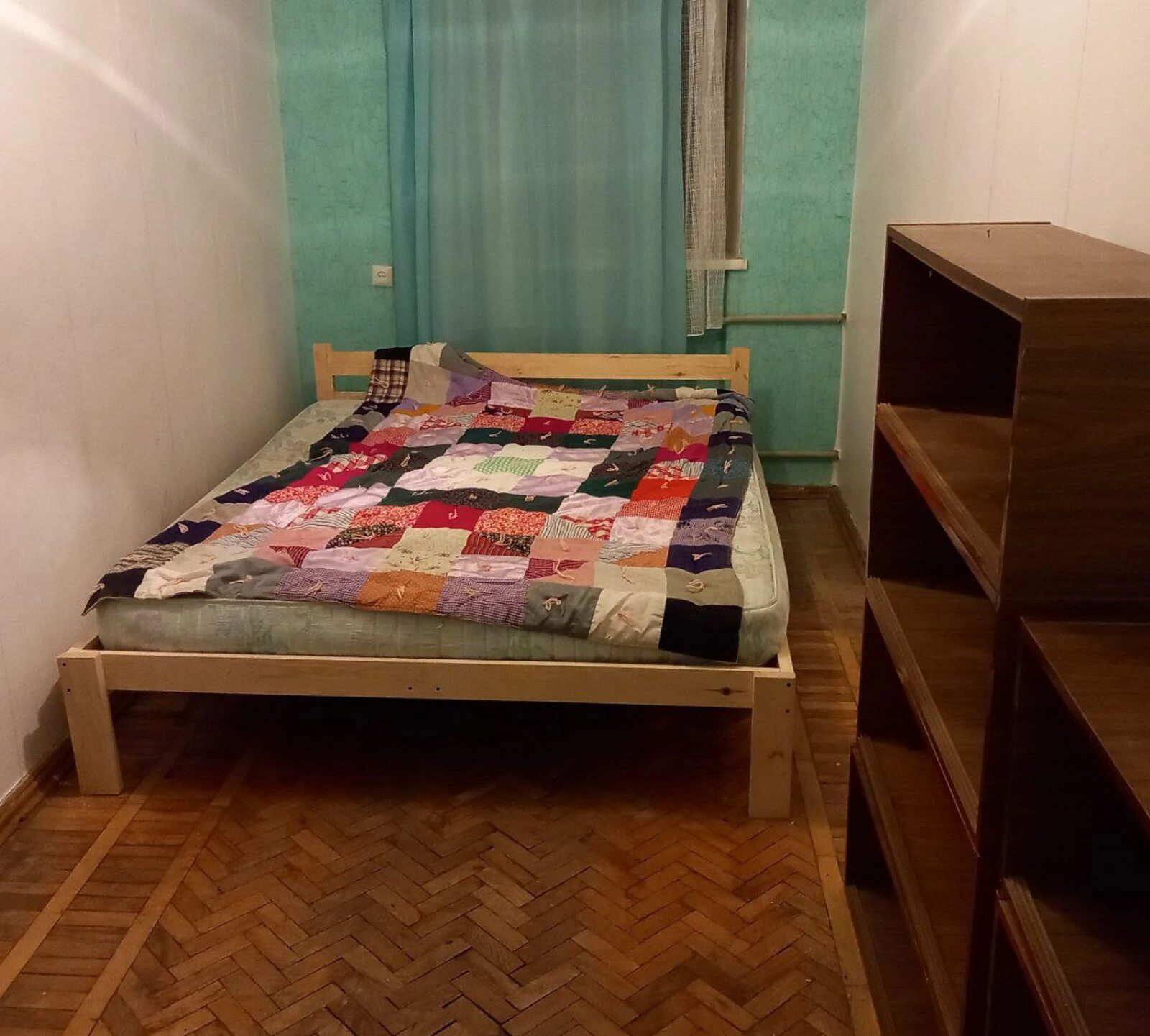 Здам квартиру 2 кімнати, 43 m², 3 пов./5 поверхів. 28, Корчака Януша ул. (Баумана), Київ. 