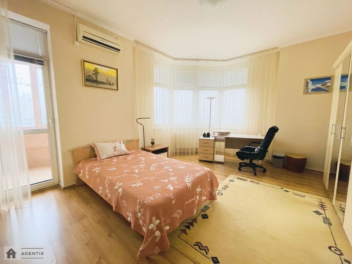 Apartment for rent. 3 rooms, 140 m², 8th floor/25 floors. 36, Yevhena Konovaltsya vul. Shchorsa, Kyiv. 