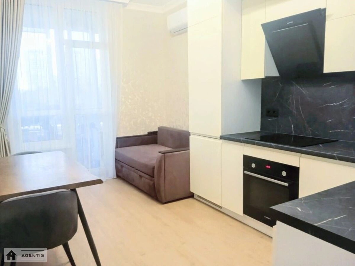 Сдам квартиру. 1 room, 38 m², 2nd floor/25 floors. Каховская, Киев. 