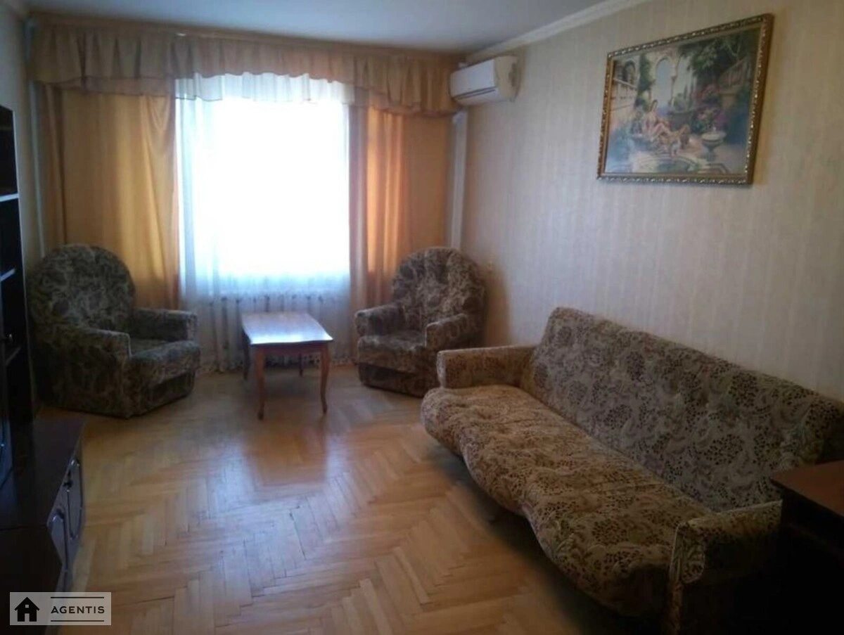Apartment for rent. 2 rooms, 75 m², 14 floor/15 floors. 20, Volodymyra Ivasyuka prosp. Heroyiv Stalinhrada, Kyiv. 