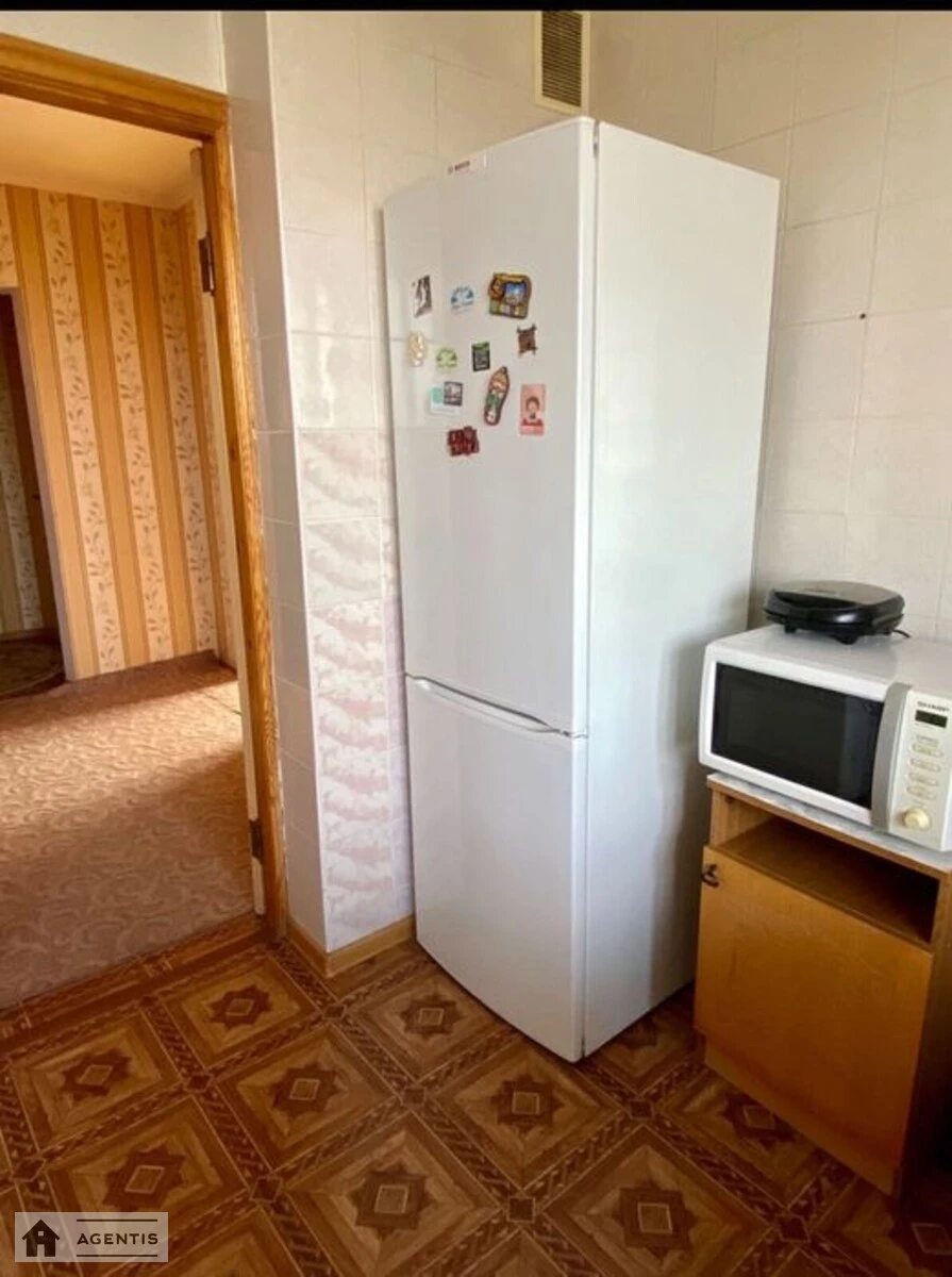 Apartment for rent. 2 rooms, 57 m², 15 floor/16 floors. 7, Teremkivska 7, Kyiv. 