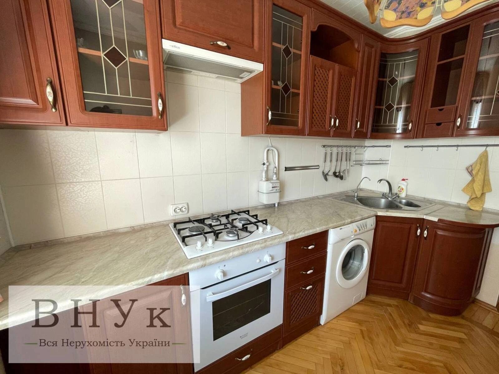 Продаж квартири 4 кімнати, 78 m², 10 пов./10 поверхів. Курбаса Л. вул., Тернопіль. 