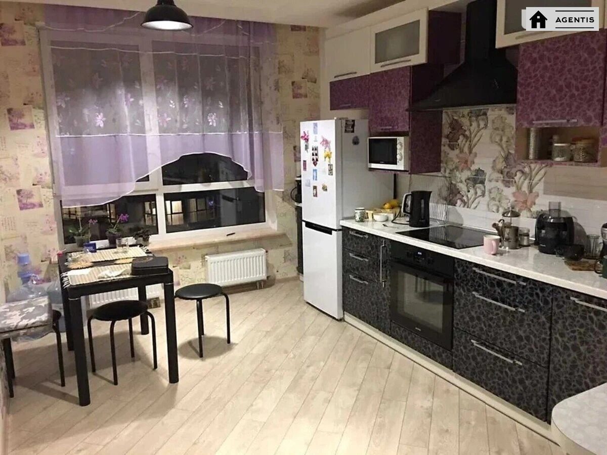 Apartment for rent. 2 rooms, 65 m², 17 floor/25 floors. 1, Zarichna 1, Kyiv. 