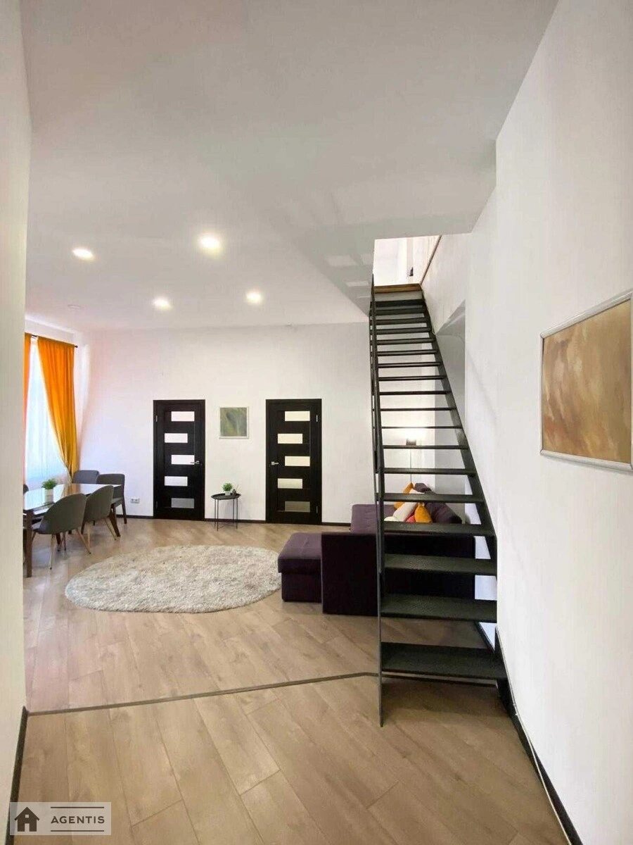 Apartment for rent. 5 rooms, 160 m², 3rd floor/4 floors. 16, Myhaylivska 16, Kyiv. 