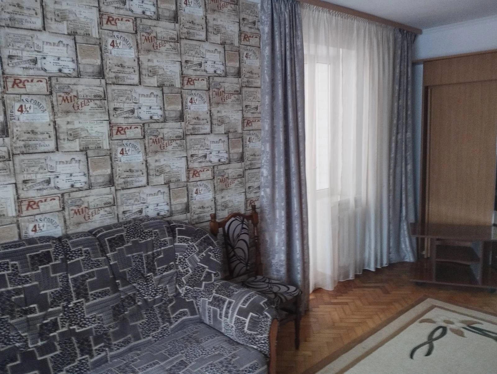 Apartments for sale. 1 room, 35 m², 4th floor/9 floors. 12, Kyyivska vul., Ternopil. 