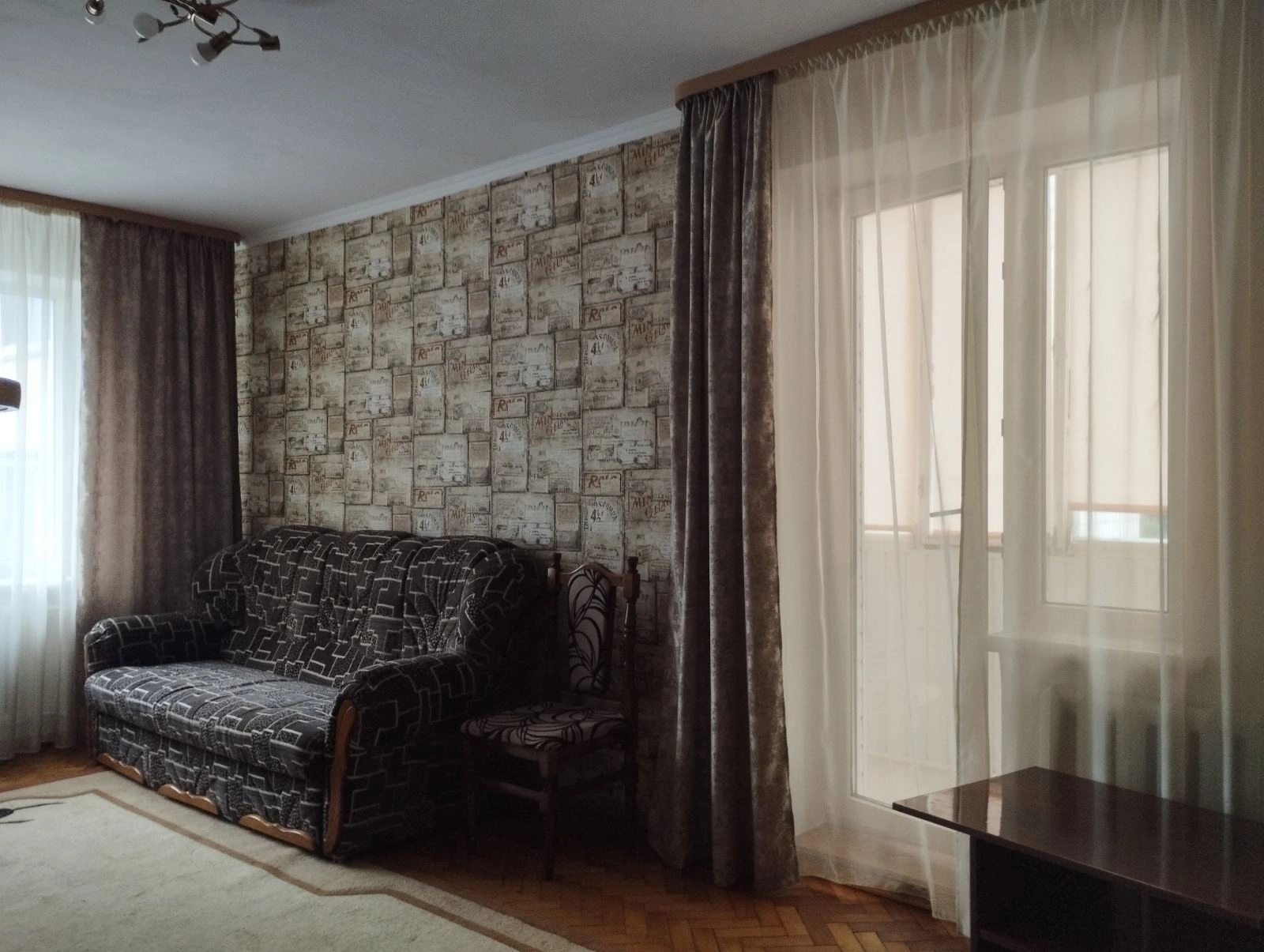 Apartments for sale. 1 room, 35 m², 4th floor/9 floors. 12, Kyyivska vul., Ternopil. 