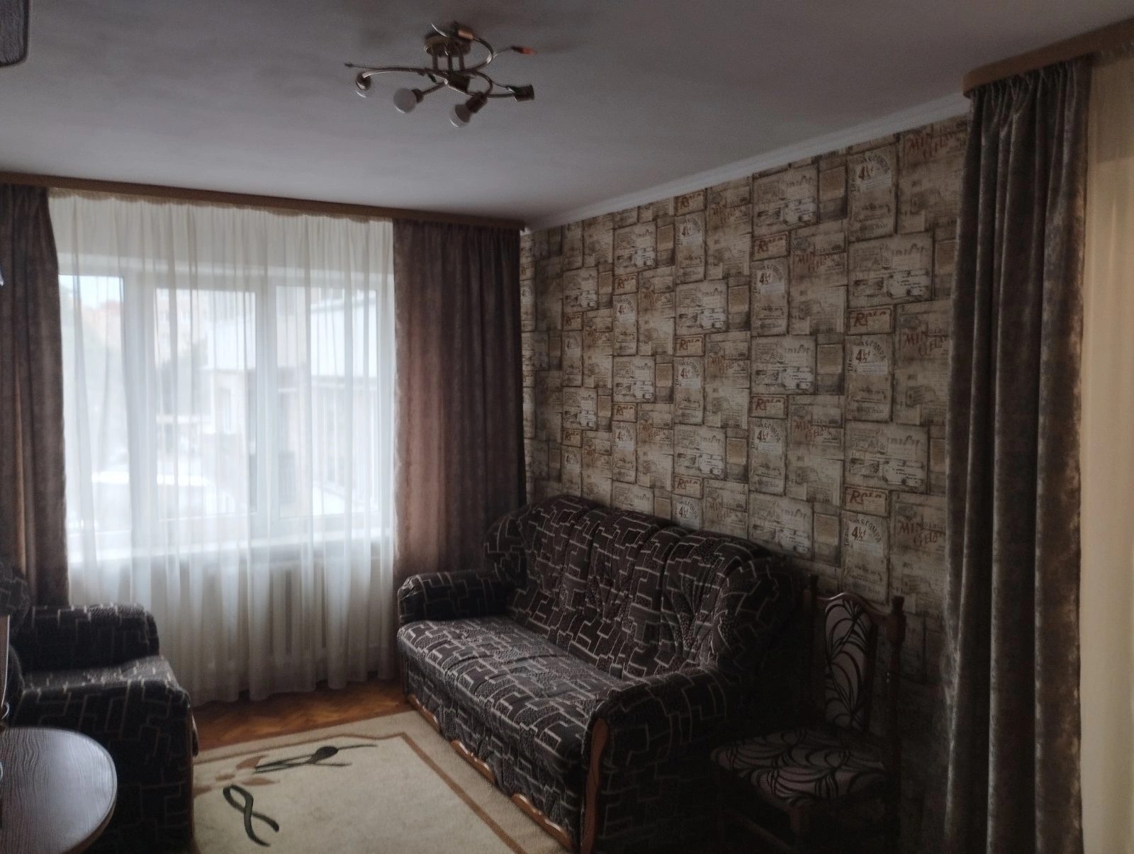 Apartments for sale. 1 room, 35 m², 4th floor/9 floors. 12, Kyyivska vul., Ternopil. 