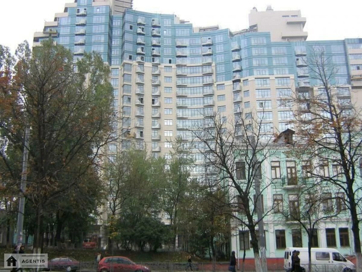 Сдам квартиру. 4 rooms, 176 m², 17 floor/23 floors. 18, Юрія Іллєнка вул. (Мельникова), Киев. 