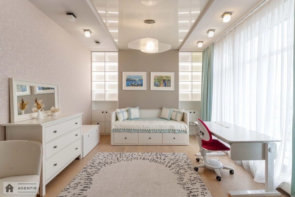 Apartment for rent. 4 rooms, 176 m², 17 floor/23 floors. 18, Yuriya Illyenka vul. Melnykova, Kyiv. 