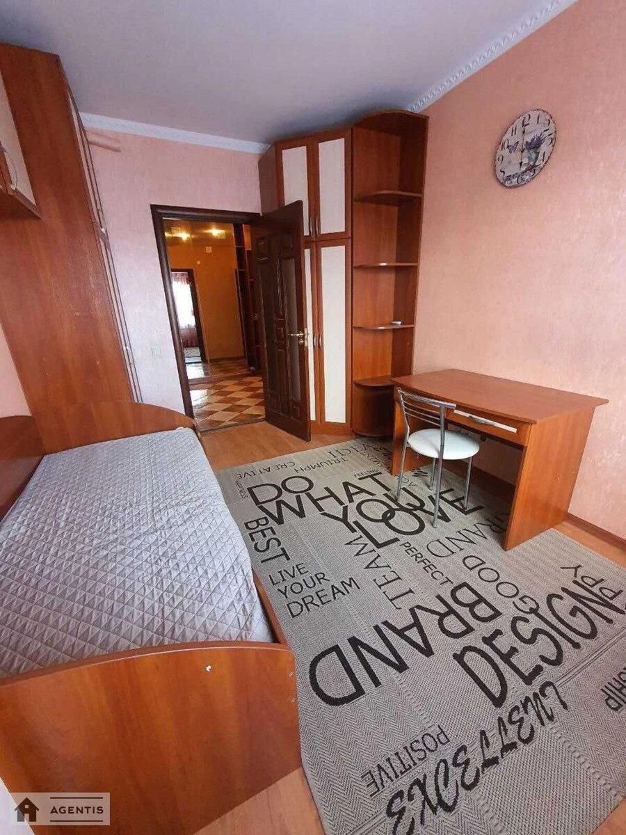 Сдам квартиру. 3 rooms, 74 m², 3rd floor/9 floors. 54, Северная 54, Киев. 