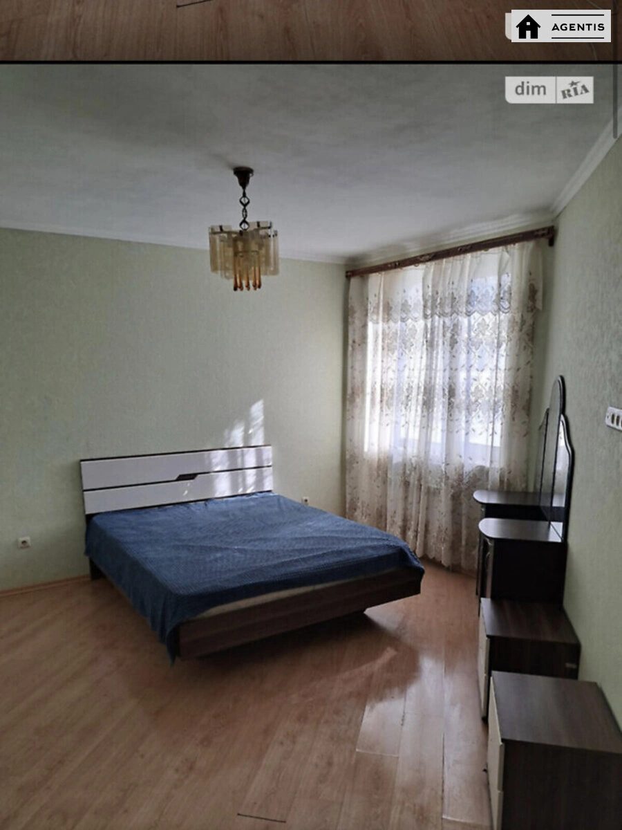 Здам квартиру. 2 rooms, 70 m², 3rd floor/26 floors. 6, Драгоманова 6, Київ. 