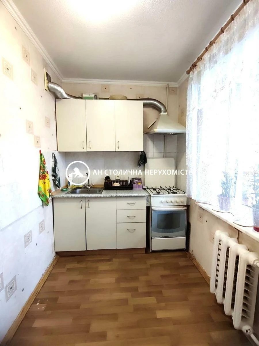 Apartments for sale. 1 room, 28 m², 7th floor/9 floors. 91, Peremogy 91, Kyiv. 