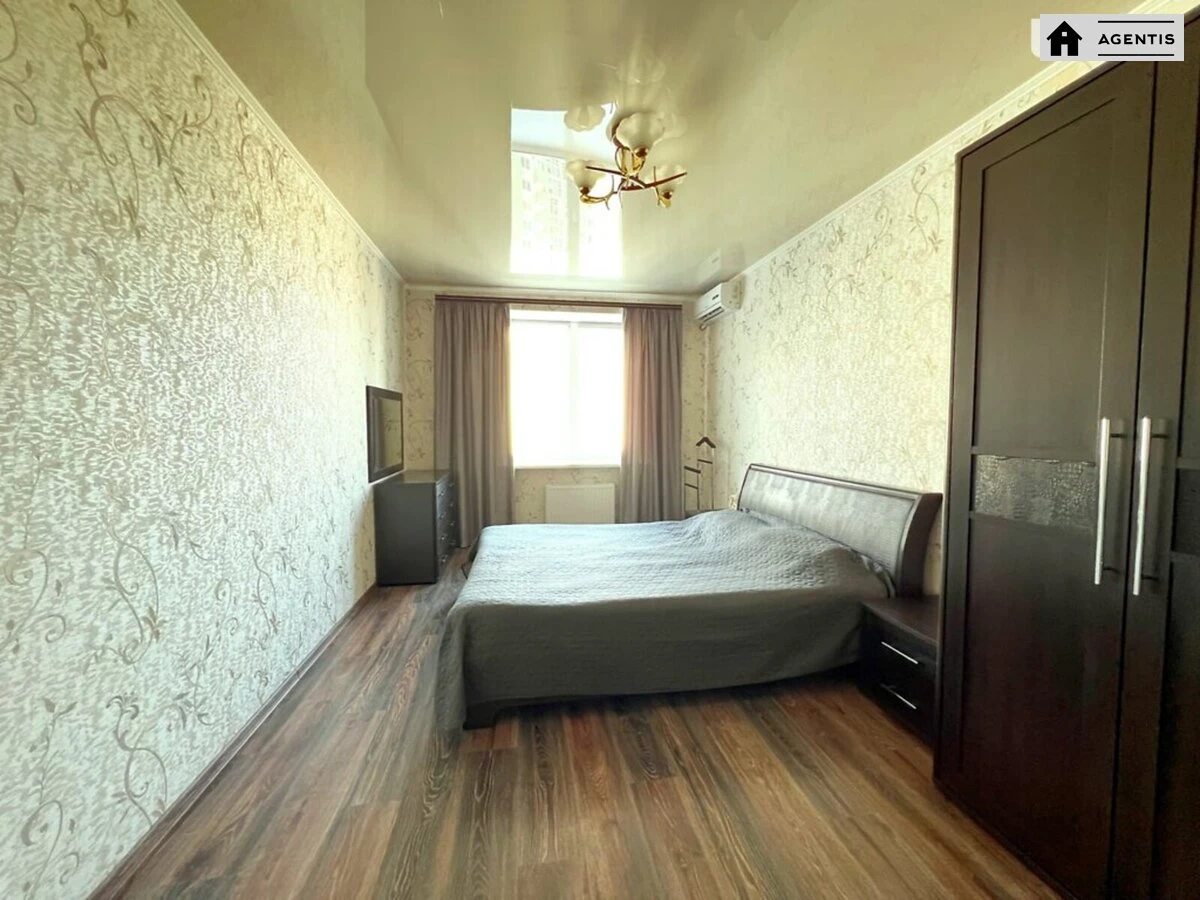 Сдам квартиру. 2 rooms, 72 m², 16 floor/20 floors. 35, Герцена 35, Киев. 