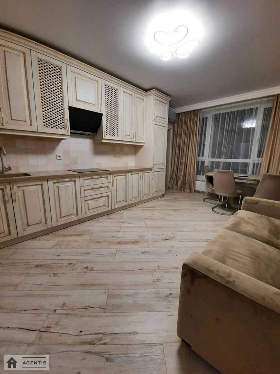 Здам квартиру. 2 rooms, 45 m², 17 floor/24 floors. 6, Вацлава Гавела бульв. (Івана Лепсе), Київ. 