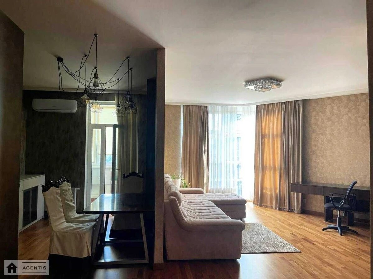 Apartment for rent. 2 rooms, 72 m², 6th floor/17 floors. 53, Vasylya Tyutyunnyka vul. Anri Barbyusa, Kyiv. 