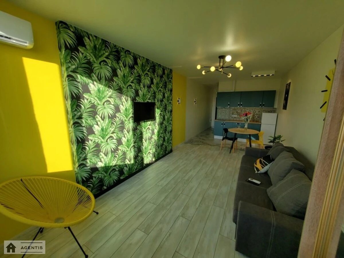 Apartment for rent. 1 room, 31 m², 19 floor/25 floors. 73, Polova 73, Kyiv. 