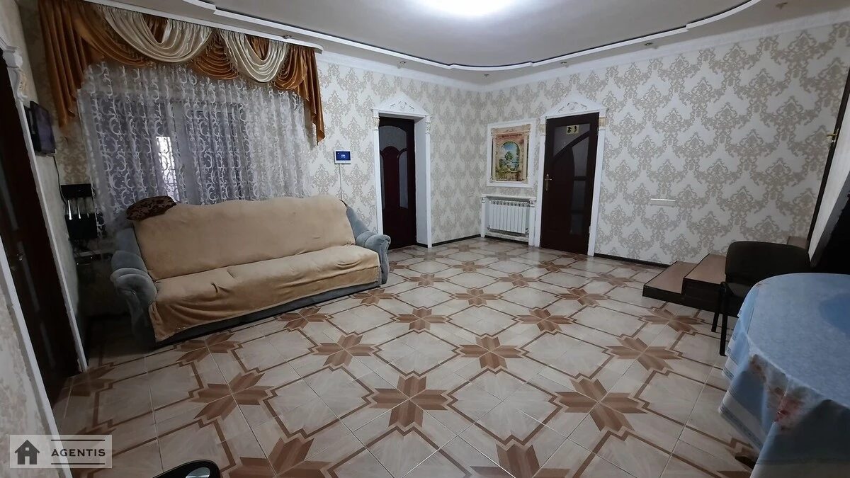 Apartment for rent. 3 rooms, 150 m², 1st floor/2 floors. Darnytskyy rayon, Kyiv. 