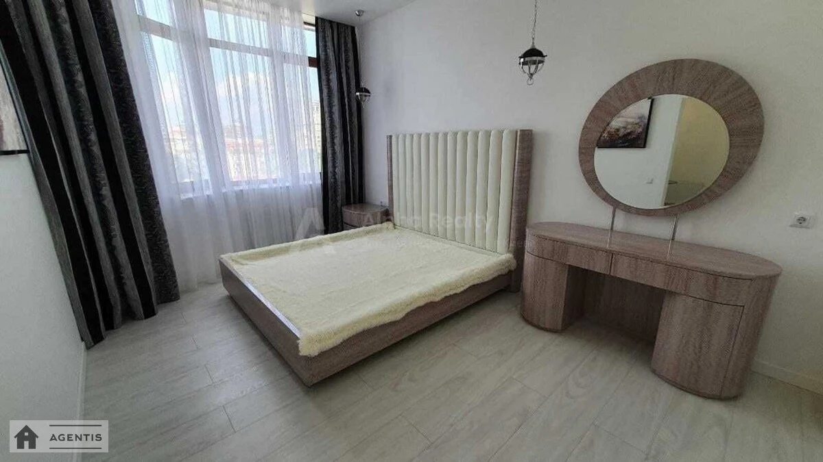 Apartment for rent. 3 rooms, 100 m², 9th floor/24 floors. 58, Bohdana Khmelnytskoho vul., Kyiv. 