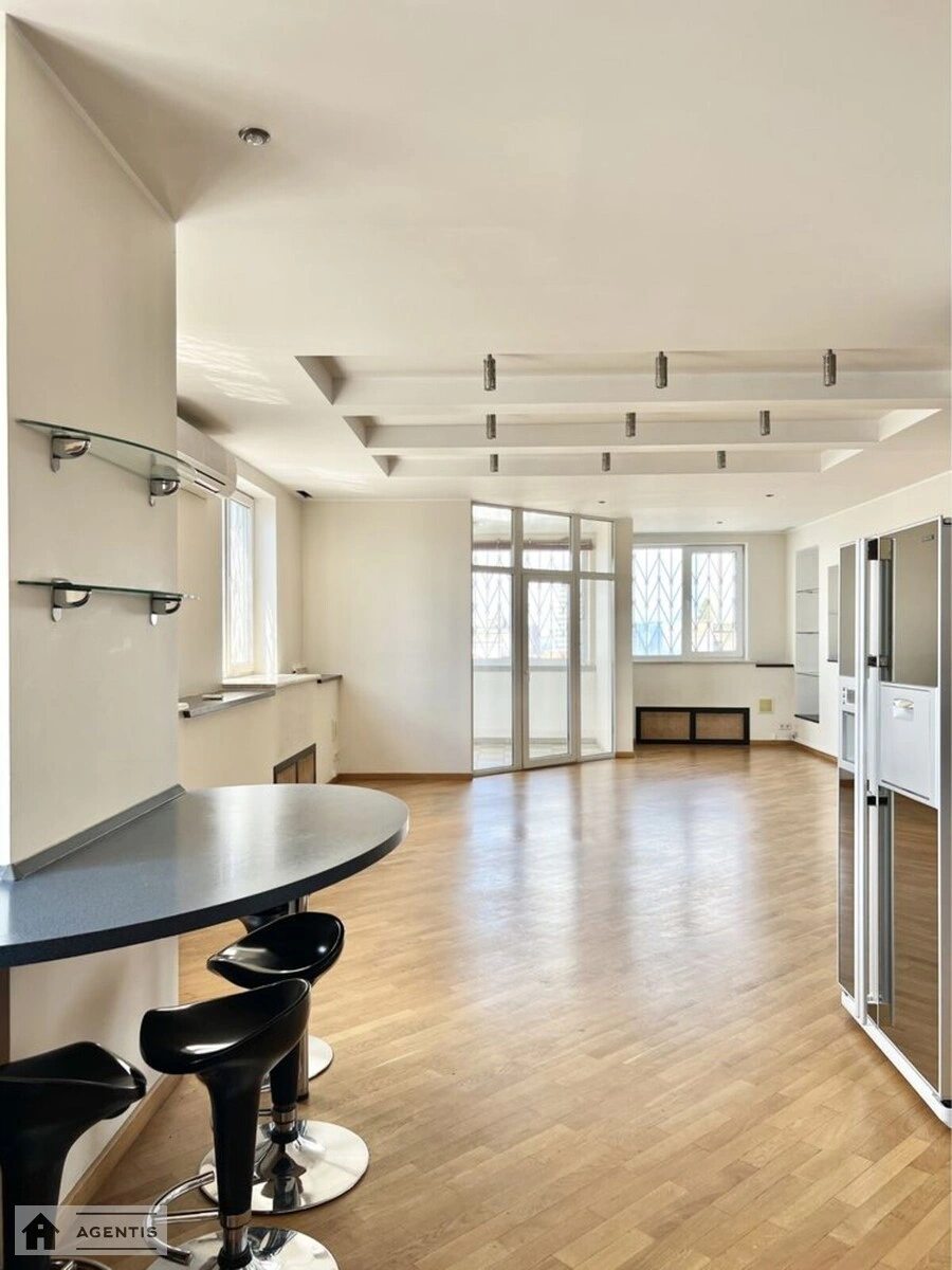 Apartment for rent. 5 rooms, 270 m², 7th floor/8 floors. 30, Yaroslaviv Val 30, Kyiv. 