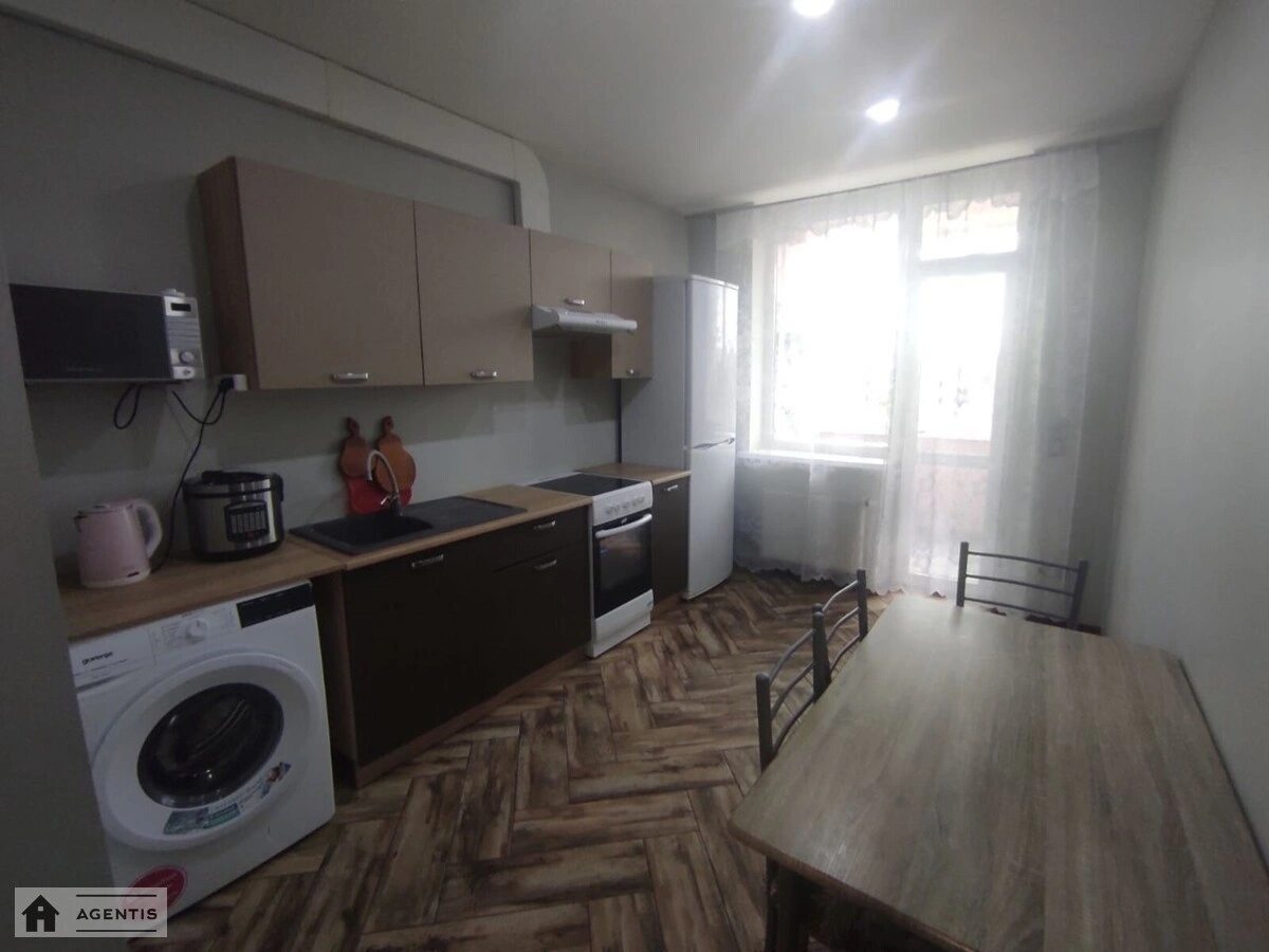 Здам квартиру. 1 room, 44 m², 10th floor/26 floors. Польова, Київ. 