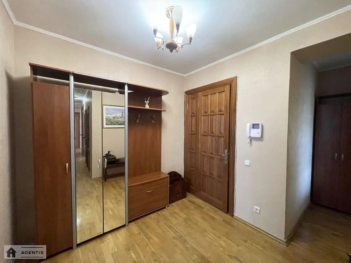 Apartment for rent. 4 rooms, 110 m², 9th floor/21 floors. 21, Lesi Ukrayinky 21, Kyiv. 