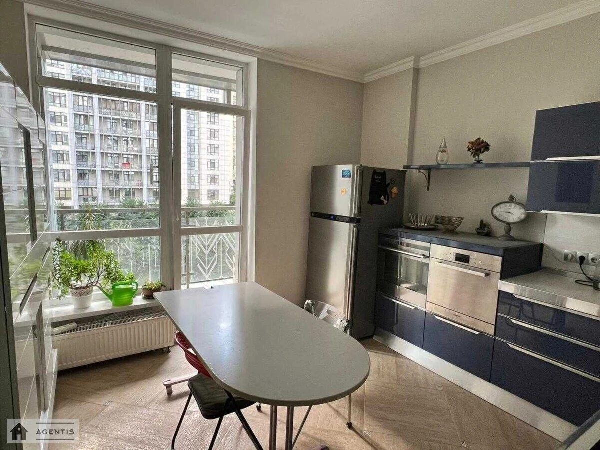 Apartment for rent. 2 rooms, 80 m², 4th floor/18 floors. 5, Andriya Verkhohlyada vul. Mykhayla Drahomirova, Kyiv. 