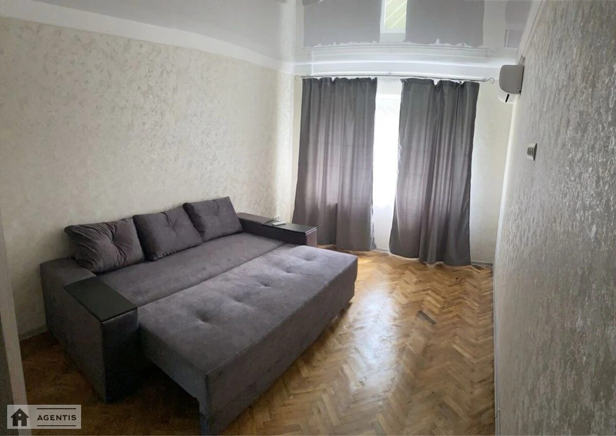 Apartment for rent. 2 rooms, 45 m², 1st floor/5 floors. 12, Ivana Vyhovskoho vul. Marshala Hrechka, Kyiv. 
