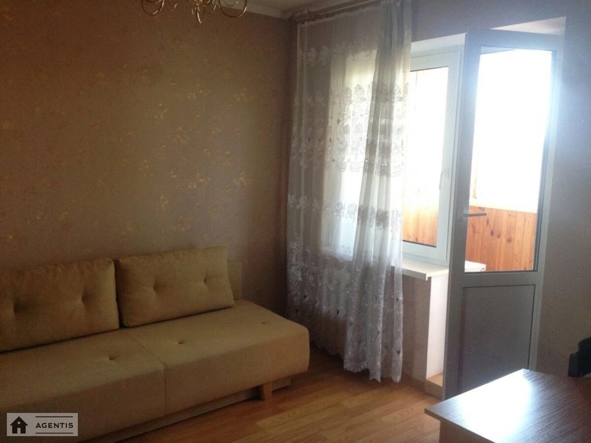 Apartment for rent. 2 rooms, 58 m², 13 floor/16 floors. Podilskyy rayon, Kyiv. 