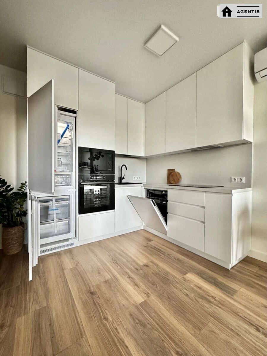 Apartment for rent. 2 rooms, 42 m², 21 floor/26 floors. 40, Ivana Vyhovskoho vul. Marshala Hrechka, Kyiv. 