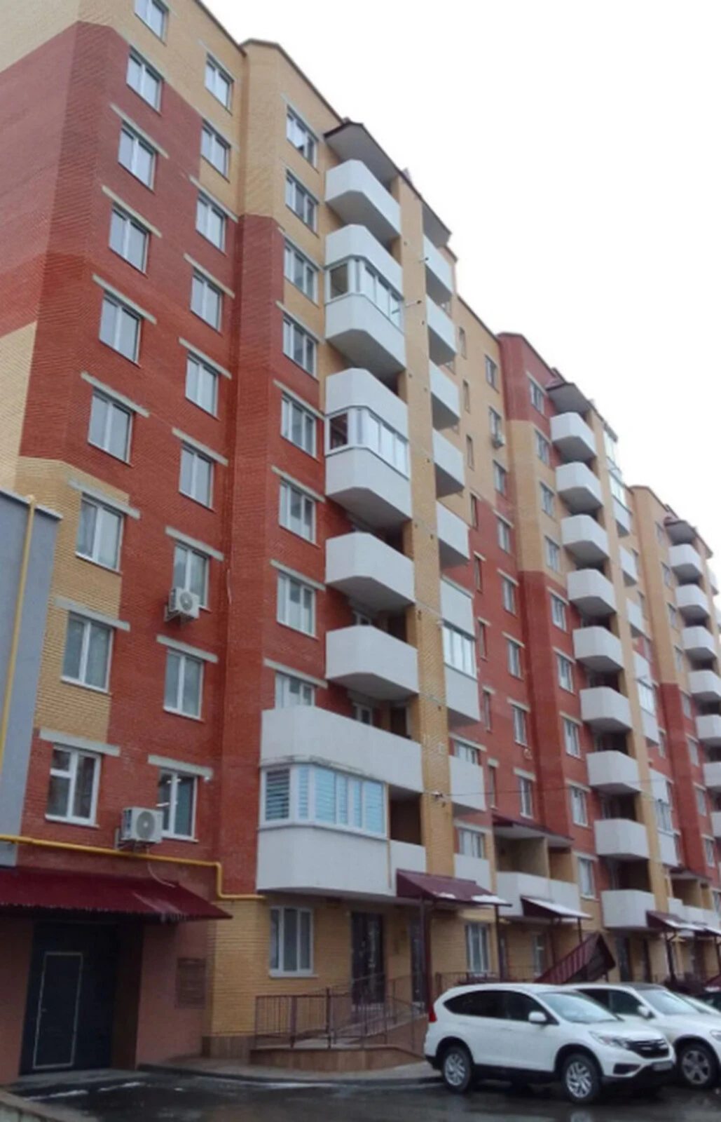 Apartments for sale. 3 rooms, 81 m², 3rd floor/10 floors. Halytska vul., Ternopil. 