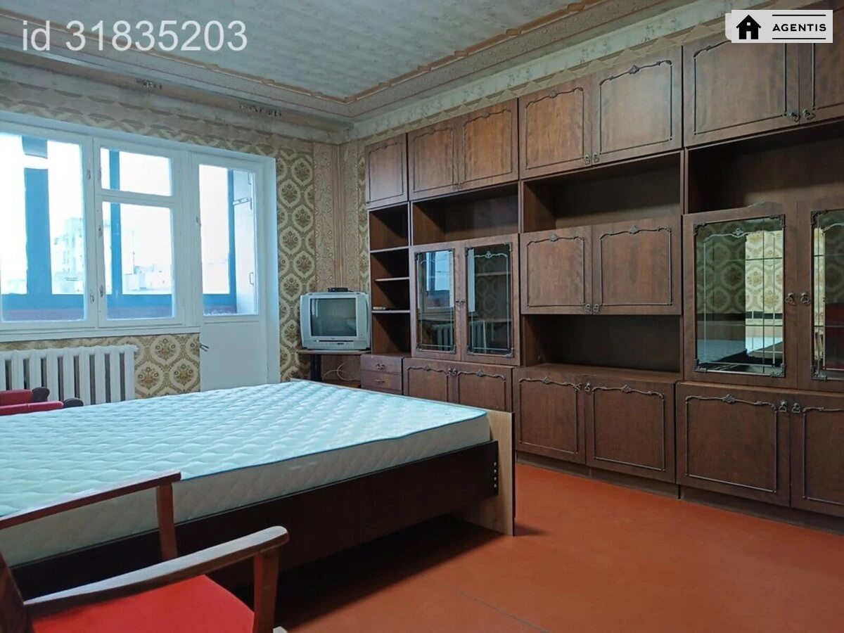 Сдам квартиру. 1 room, 40 m², 9th floor/9 floors. 29, Героев Днепра 29, Киев. 