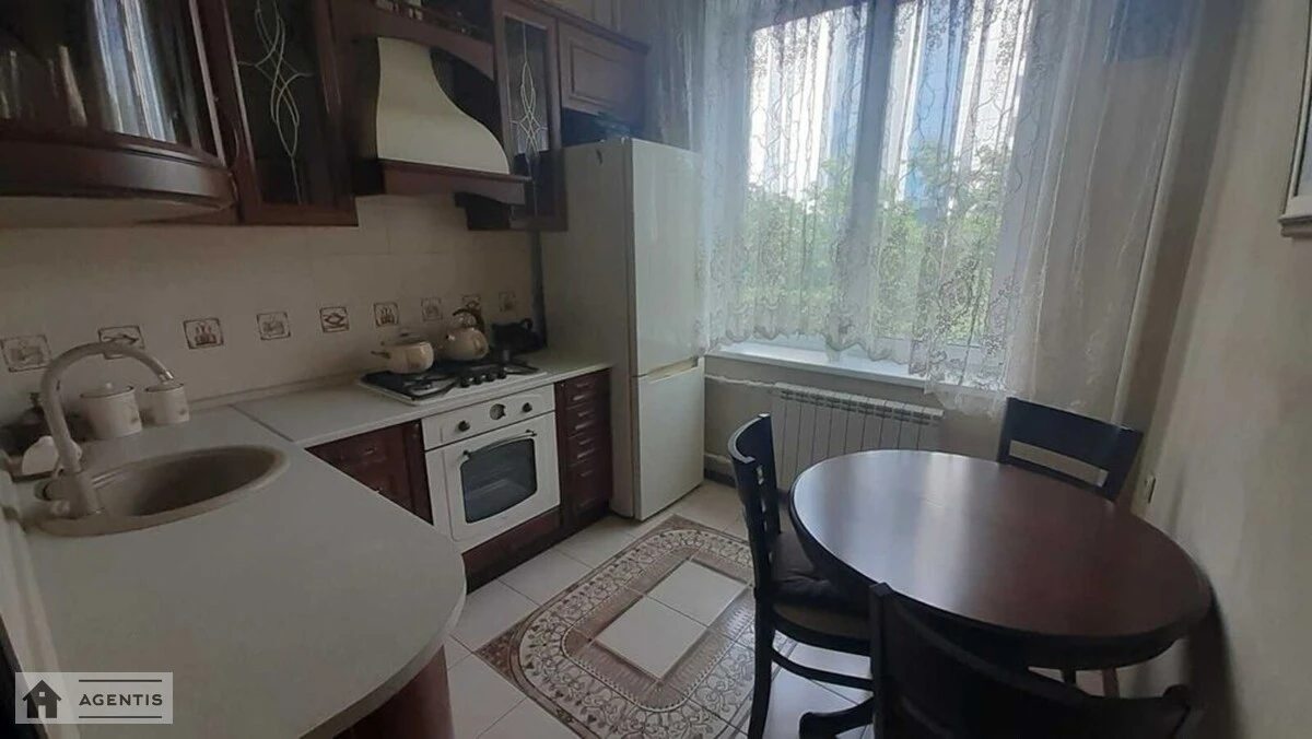 Apartment for rent. 2 rooms, 53 m², 5th floor/5 floors. 74, Beresteyskyy prosp. Peremohy, Kyiv. 