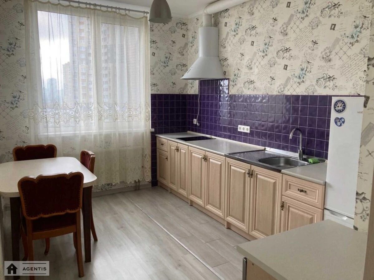 Apartment for rent. 1 room, 41 m², 11 floor/14 floors. Yuliyi Zdanovskoyi vul. Mykhayla Lomonosova, Kyiv. 