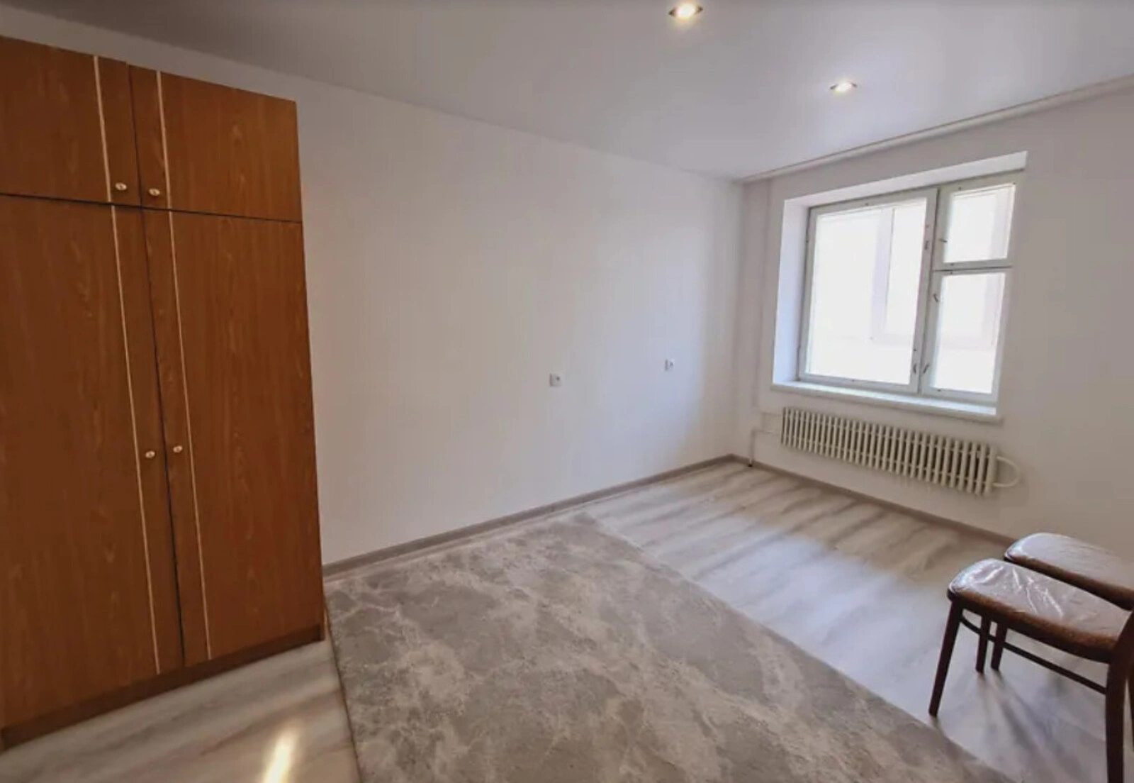 Продаж квартири 2 кімнати, 52 m², 4 пов./9 поверхів. Центр, Тернопіль. 