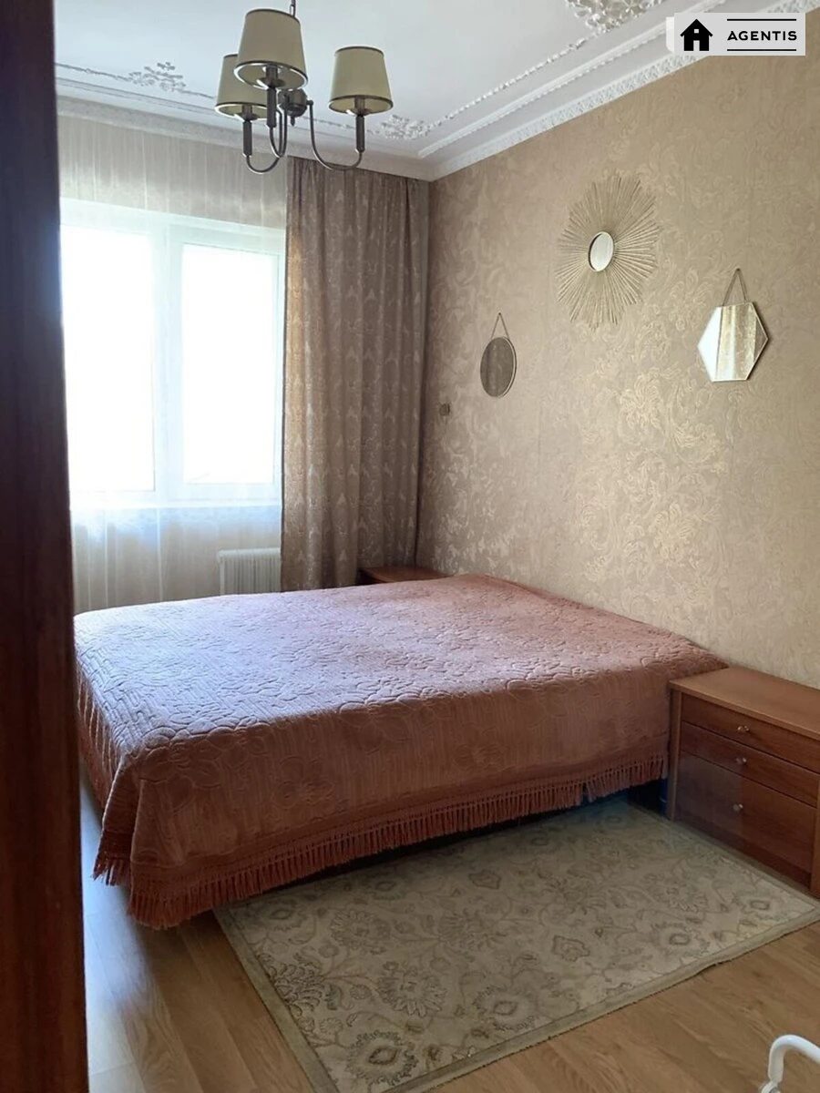 Apartment for rent. 2 rooms, 54 m², 4th floor/18 floors. 35, Akademika Hlushkova vul., Kyiv. 