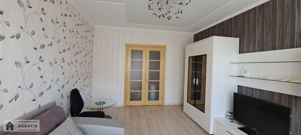 Здам квартиру. 2 rooms, 55 m², 8th floor/16 floors. 1, Леся Курбаса 1, Київ. 