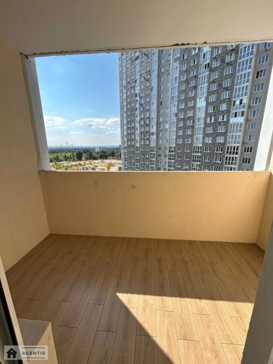 Apartment for rent. 2 rooms, 73 m², 10th floor/25 floors. 54, Revutckogo 54, Kyiv. 