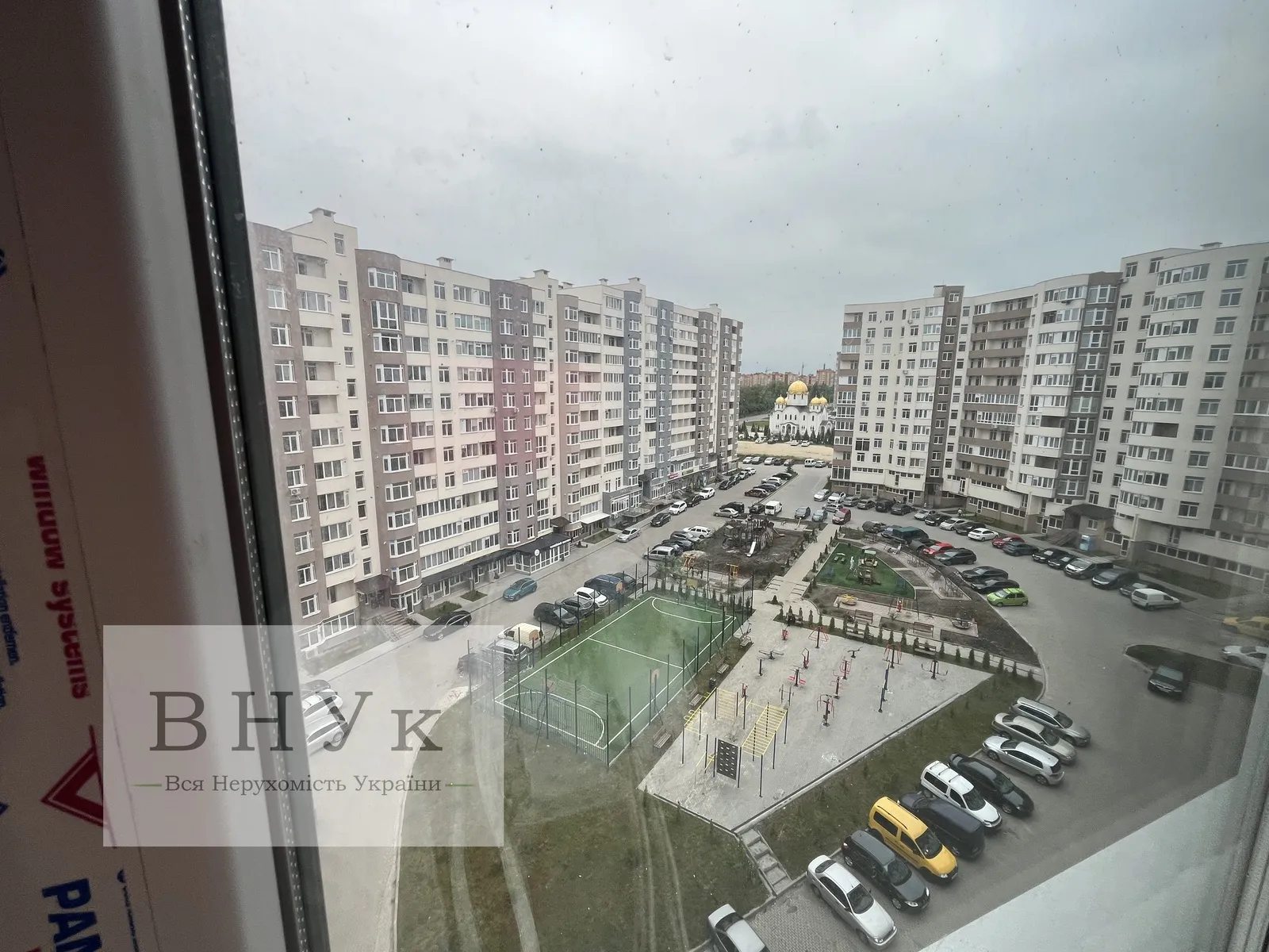 Apartments for sale. 3 rooms, 75 m², 9th floor/11 floors. Kyyivska vul., Ternopil. 