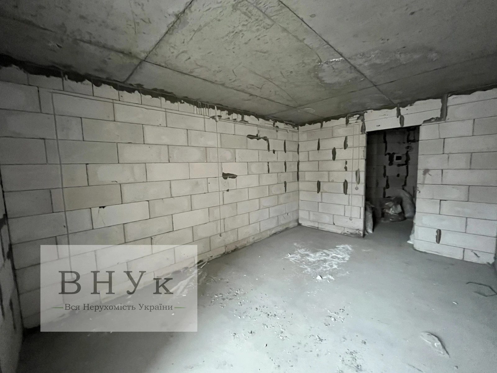 Apartments for sale. 3 rooms, 75 m², 9th floor/11 floors. Kyyivska vul., Ternopil. 