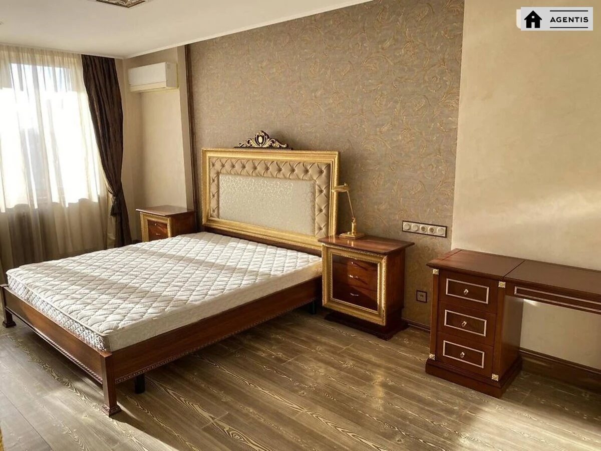 Apartment for rent. 3 rooms, 137 m², 21 floor/24 floors. 20, Vyacheslava Chornovola vul., Kyiv. 
