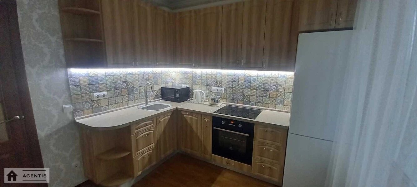 Сдам квартиру. 1 room, 36 m², 3rd floor/25 floors. Софії Русової вул., Киев. 