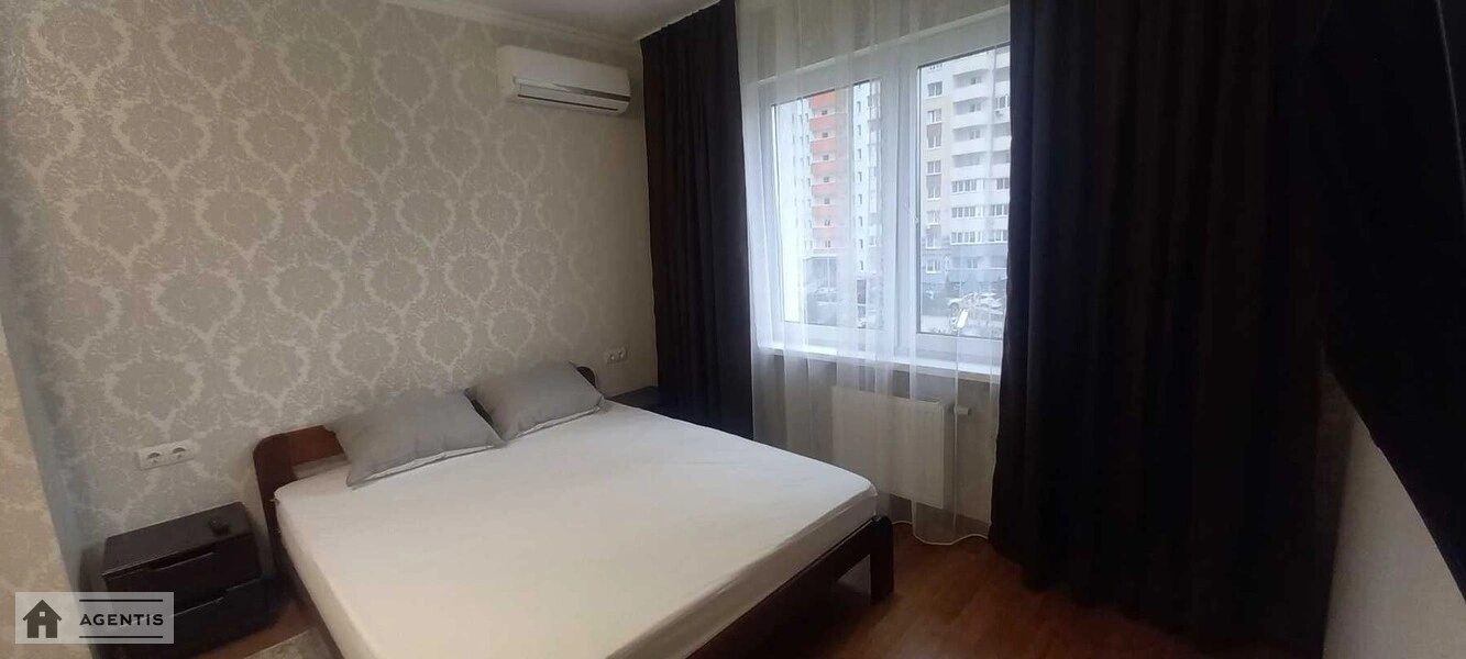 Сдам квартиру. 1 room, 36 m², 3rd floor/25 floors. Софії Русової вул., Киев. 