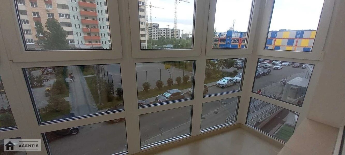 Сдам квартиру. 1 room, 36 m², 3rd floor/25 floors. Софії Русової вул., Киев. 