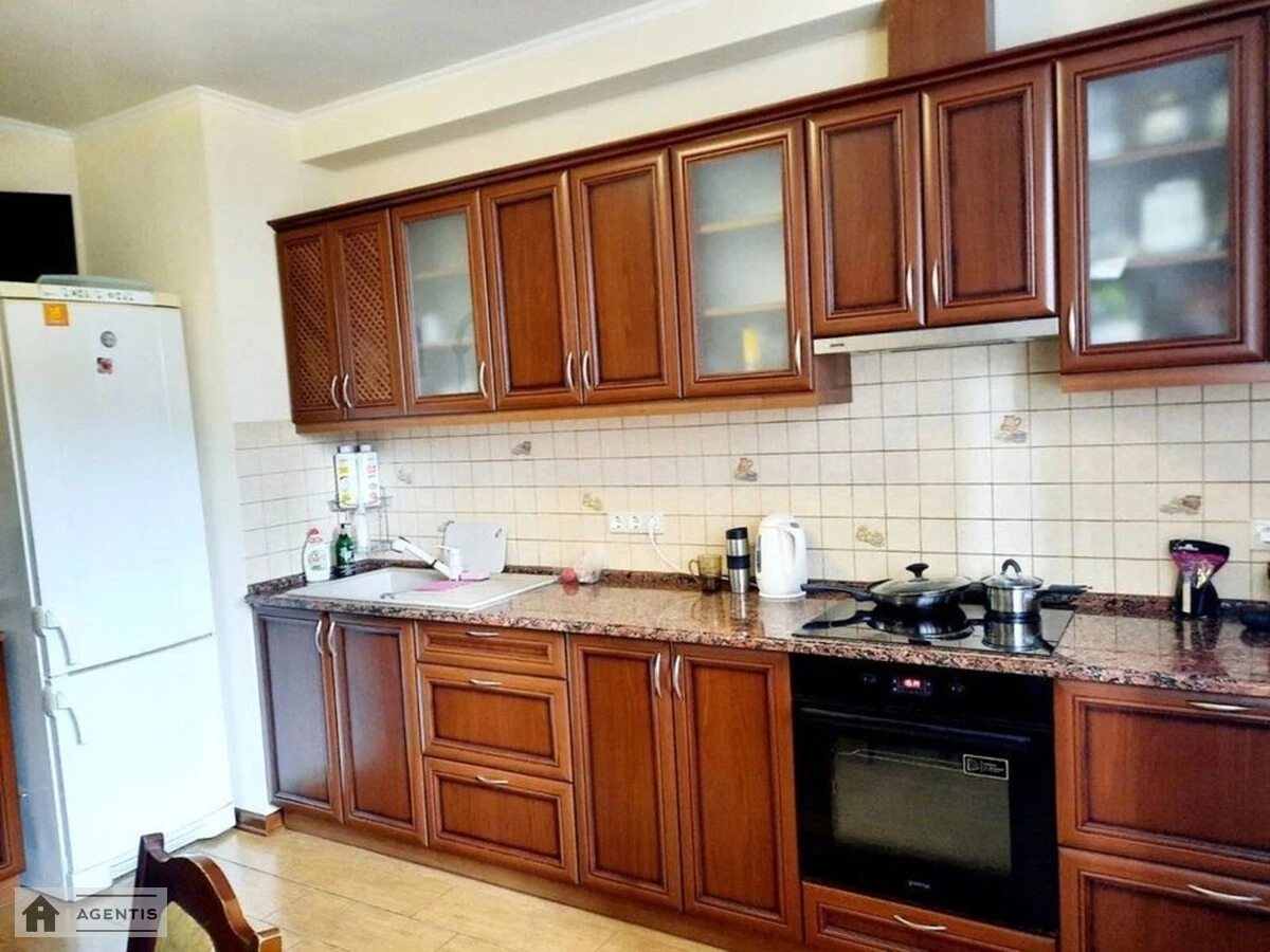 Apartment for rent. 1 room, 55 m², 9th floor/23 floors. Anny Akhmatovoyi vul., Kyiv. 