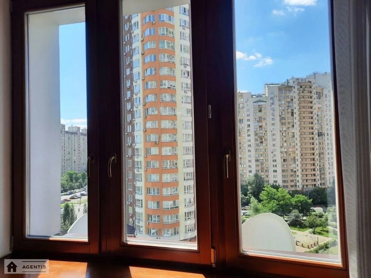 Apartment for rent. 1 room, 55 m², 9th floor/23 floors. Anny Akhmatovoyi vul., Kyiv. 