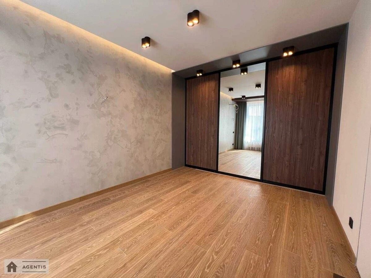 Apartment for rent. 3 rooms, 120 m², 8th floor/30 floors. Lesi Ukrayinky, Kyiv. 