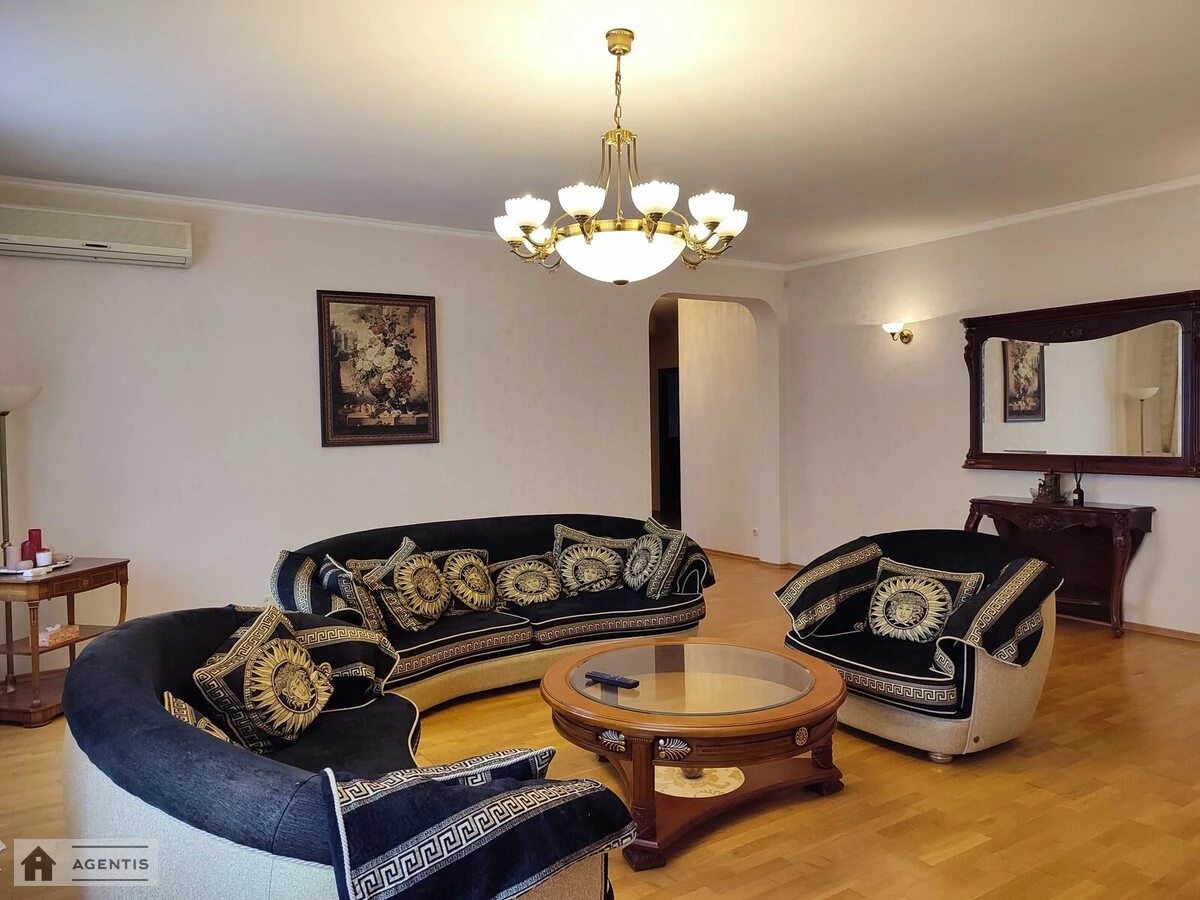 Сдам квартиру. 3 rooms, 140 m², 14 floor/18 floors. Печерский район, Киев. 